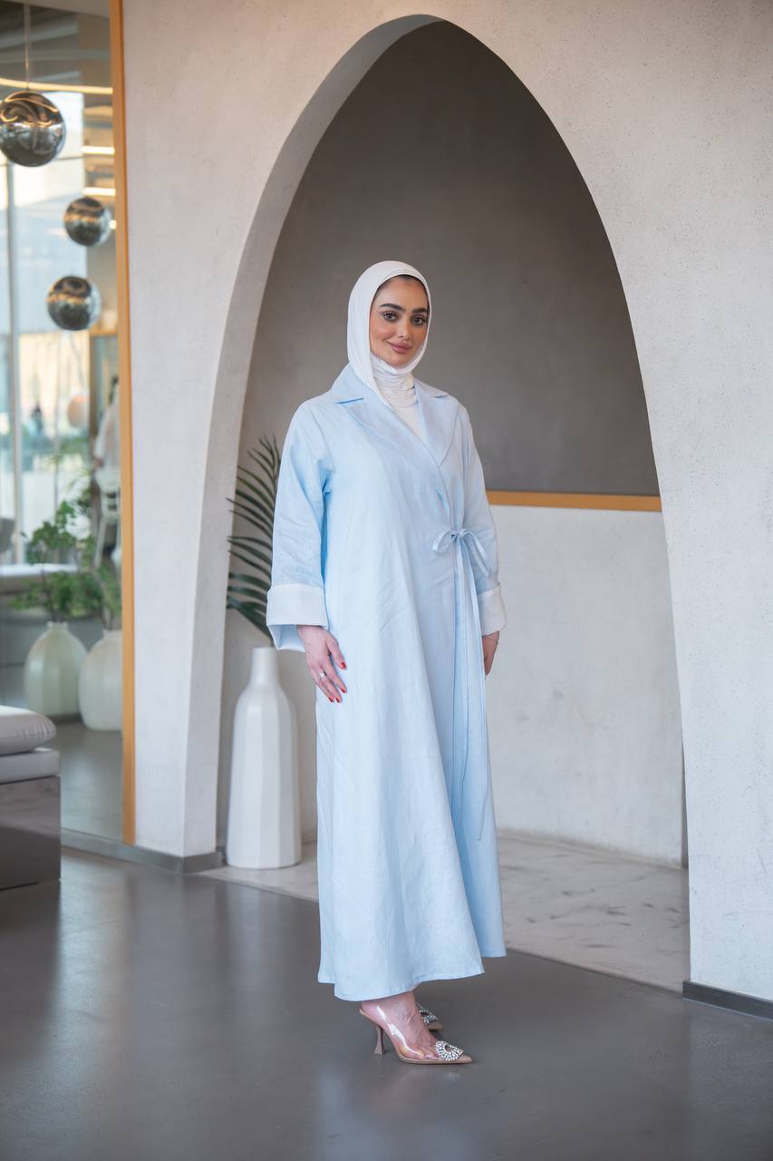 بليزر باللون الازرق مع طقم داخلي بلوزة حفر و بنطلون ، بخام لينن الطبيعي C:J1037 Blue set