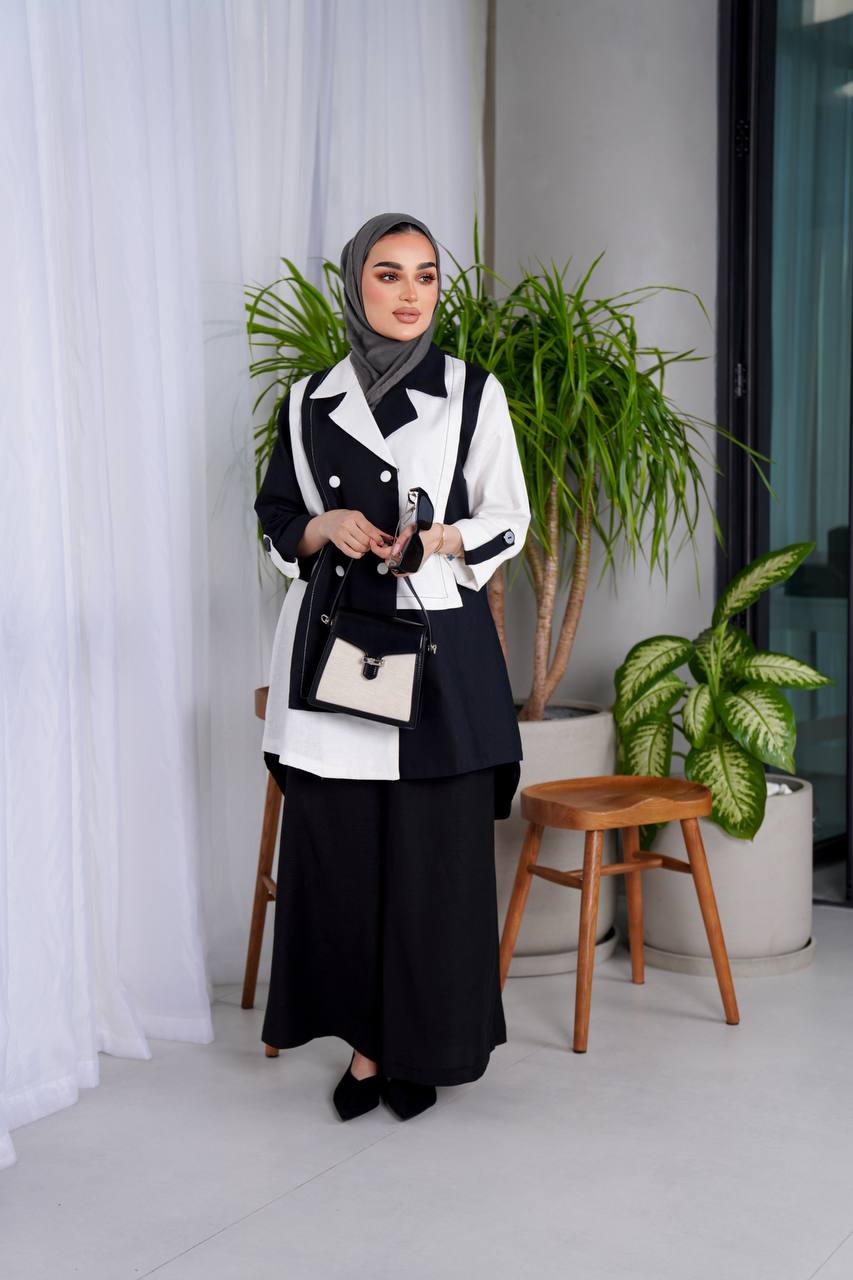 Linen set consisting of a blazer and pants in black and white C:J1010