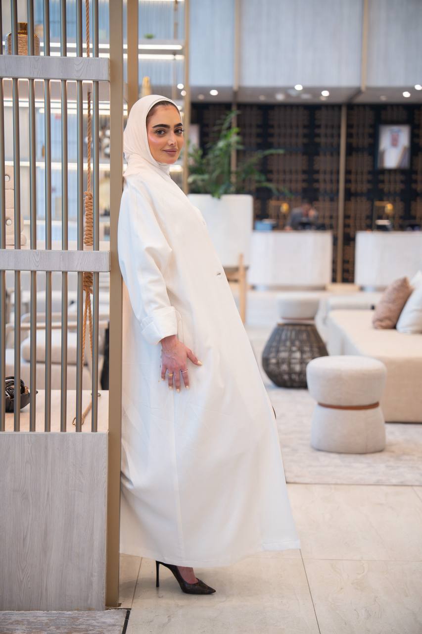 White trench coat with shirt and pants set C:1054