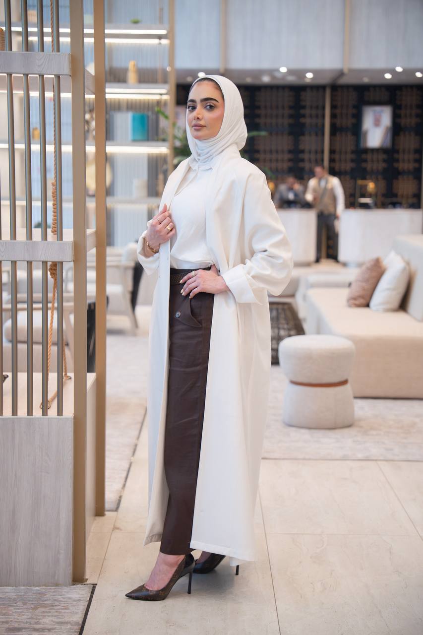 White trench coat with shirt and pants set C:1054