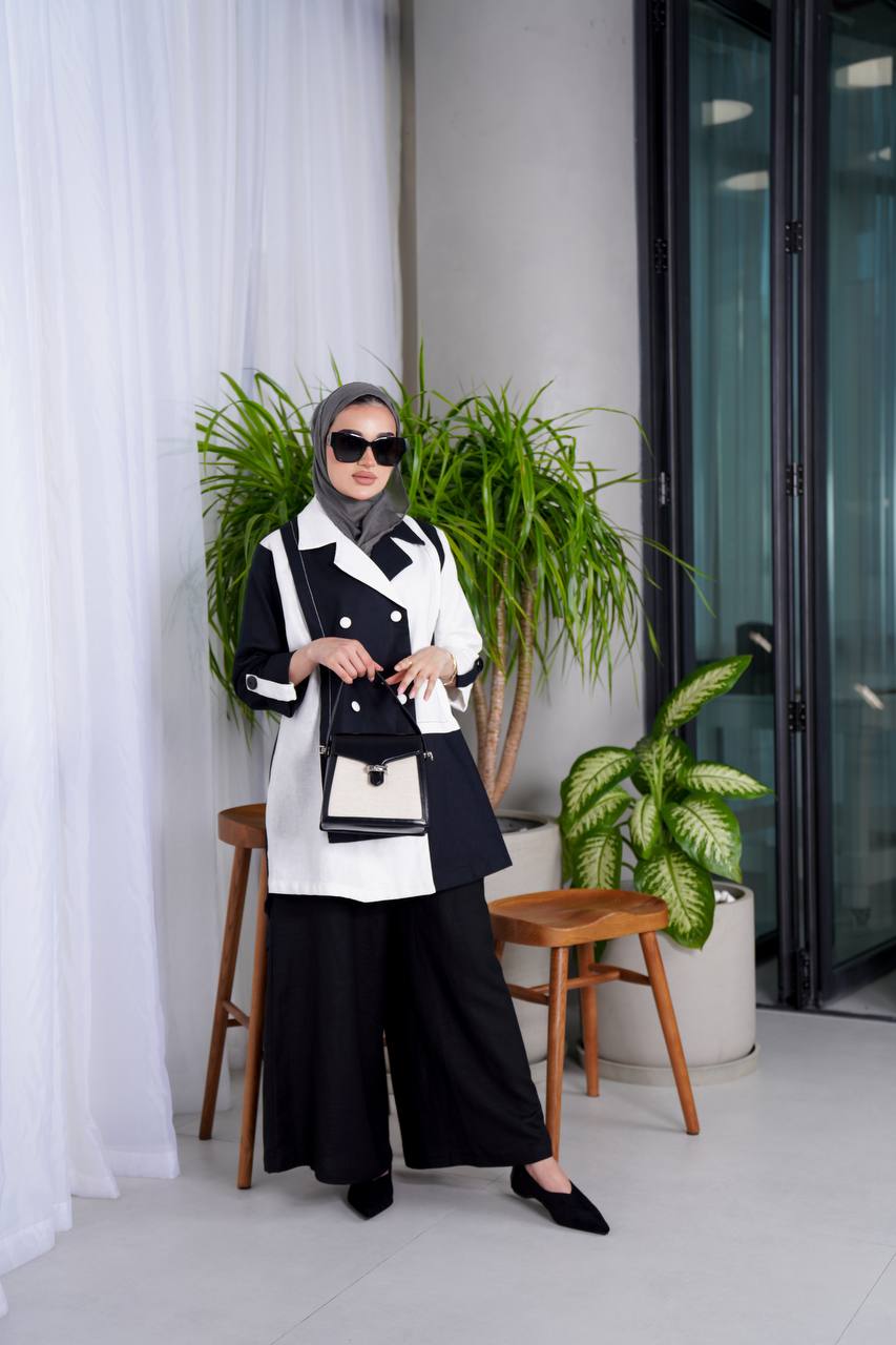 Linen set consisting of a blazer and pants in black and white C:J1010