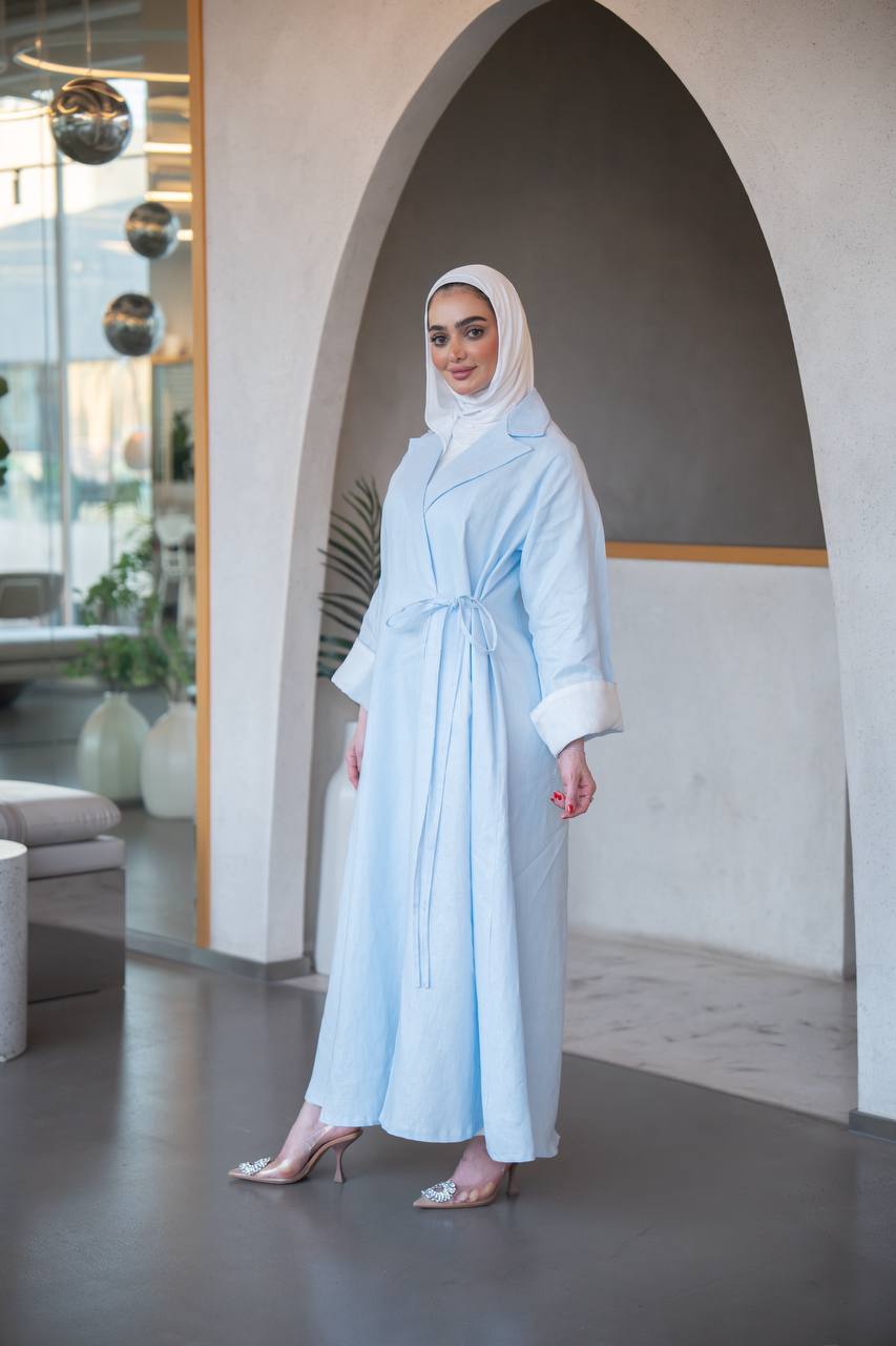 بليزر باللون الازرق مع طقم داخلي بلوزة حفر و بنطلون ، بخام لينن الطبيعي C:J1037 Blue set
