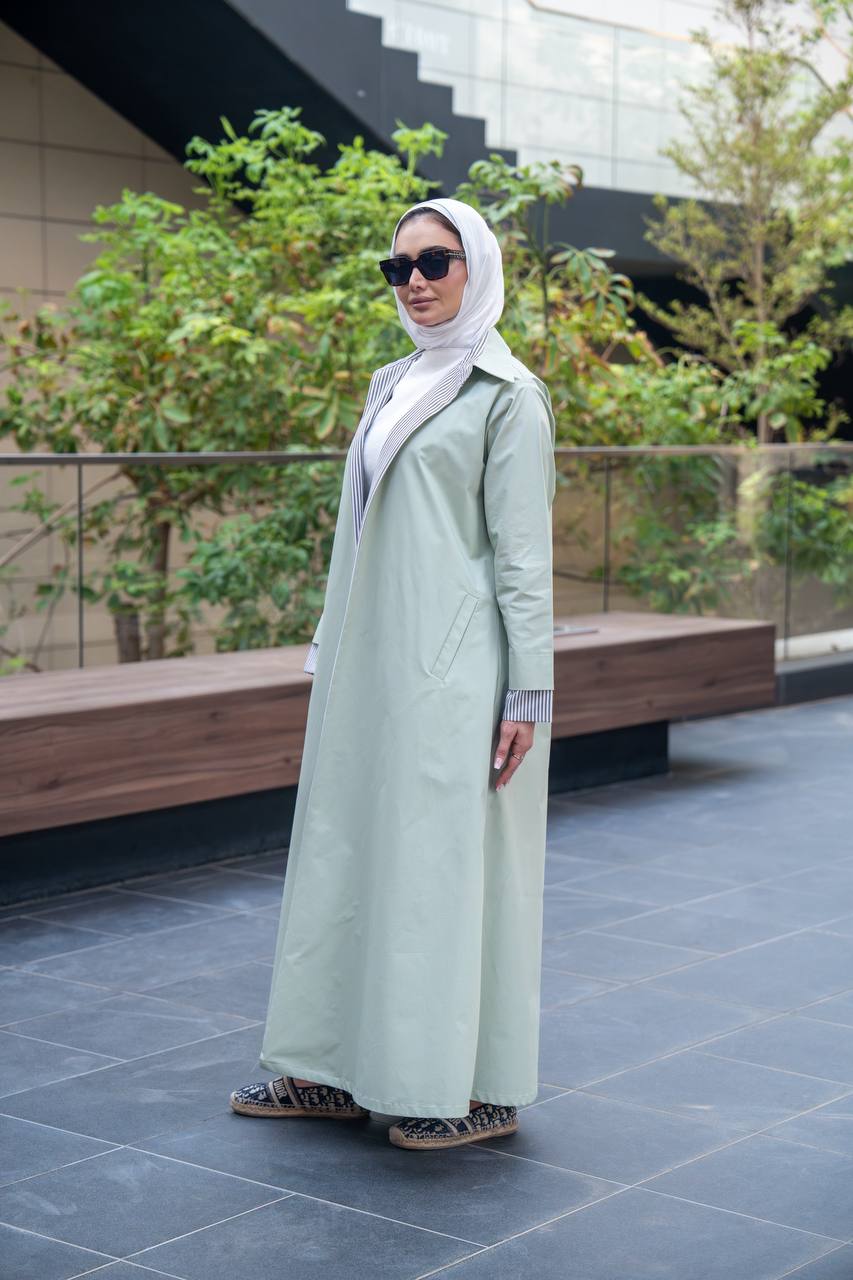 Light pistachio trench coat with blouse and pants.C:J1056 Set