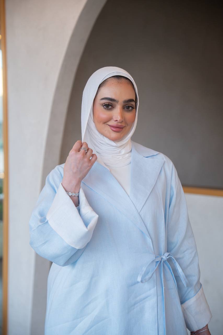 بليزر باللون الازرق مع طقم داخلي بلوزة حفر و بنطلون ، بخام لينن الطبيعي C:J1037 Blue set