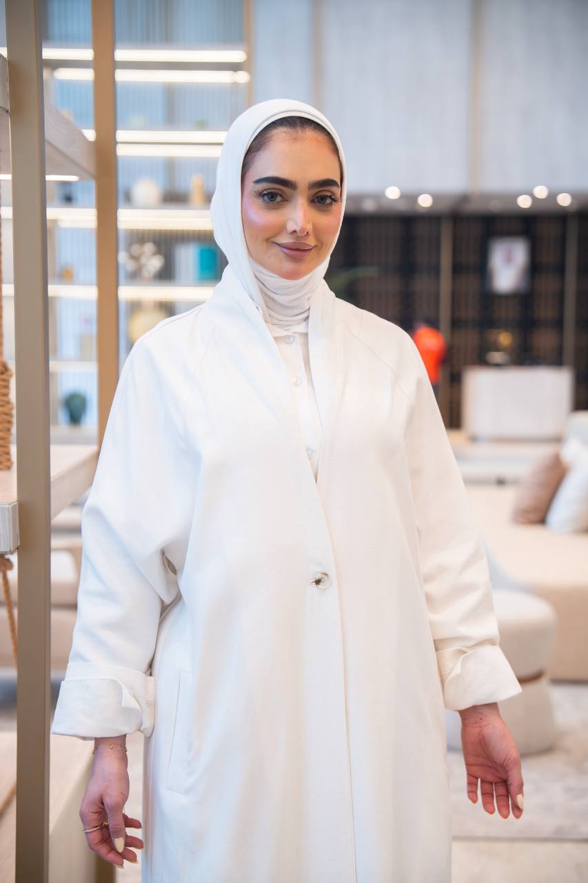 White trench coat with shirt and pants set C:1054