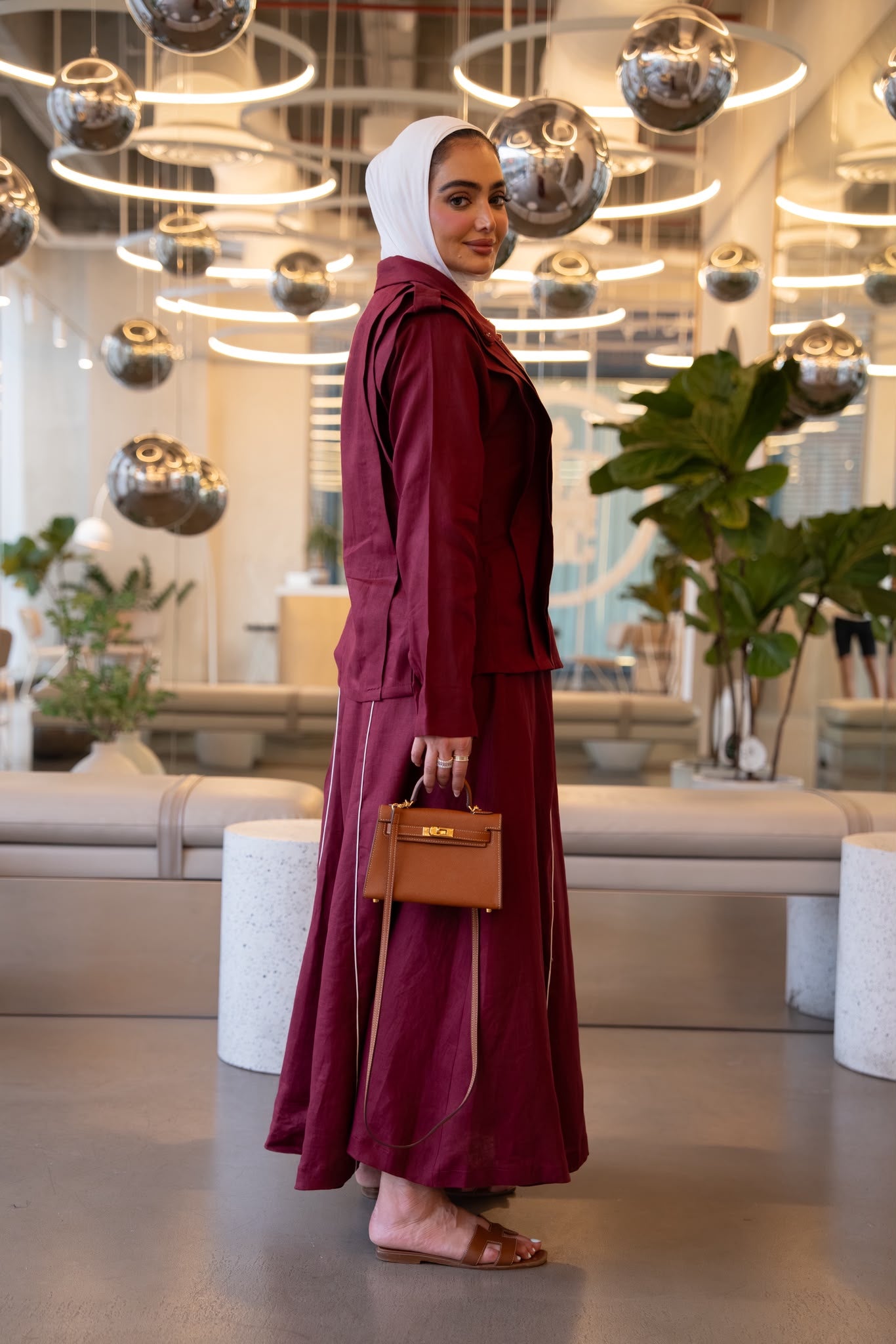 Shirt and skirt set, linen in burgundy. C:1116
