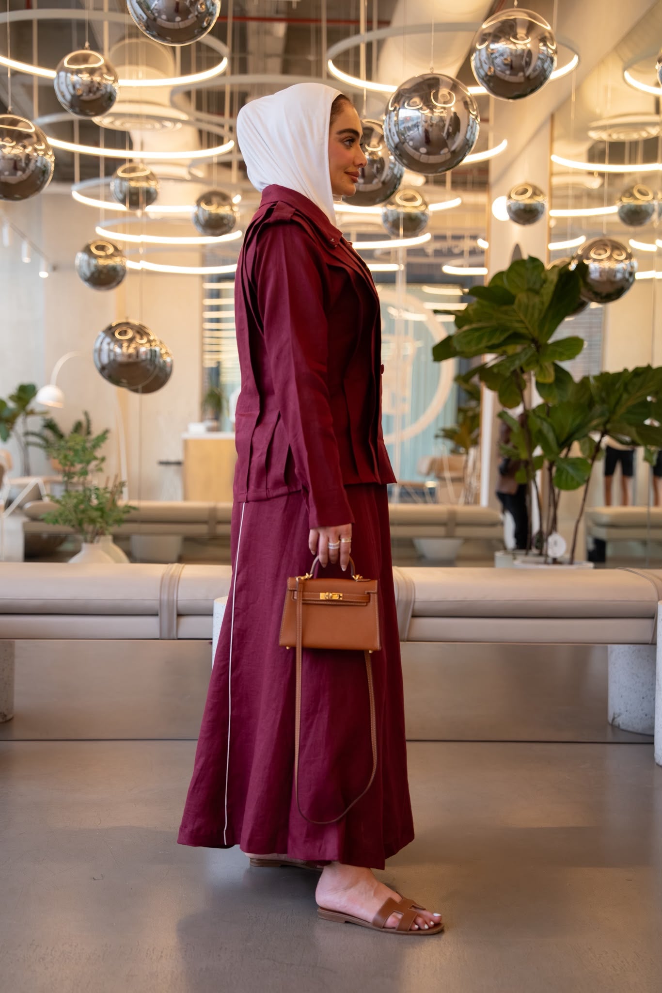 Shirt and skirt set, linen in burgundy. C:1116
