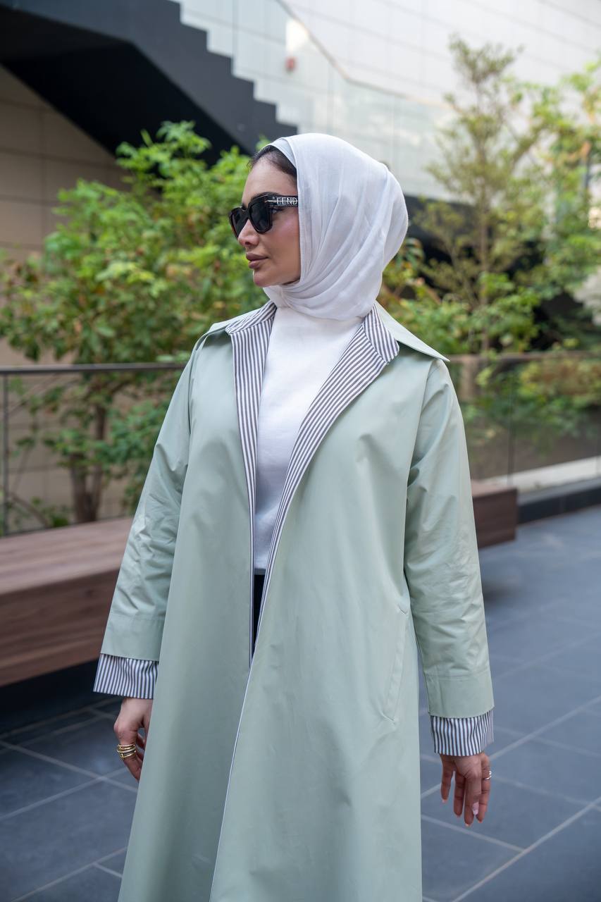 Light pistachio trench coat with blouse and pants.C:J1056 Set