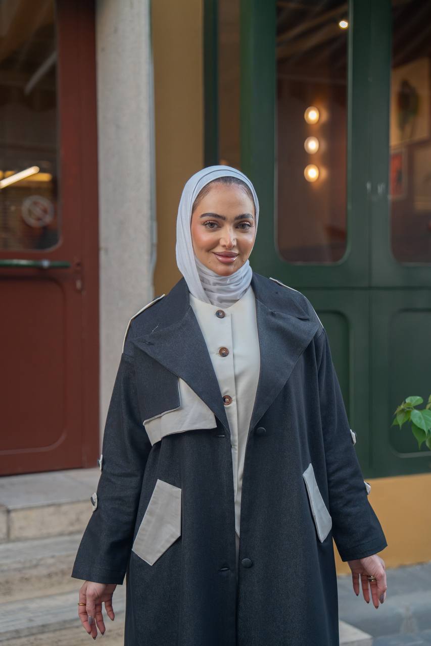 Black trench coat with beige details. C:1062 Black