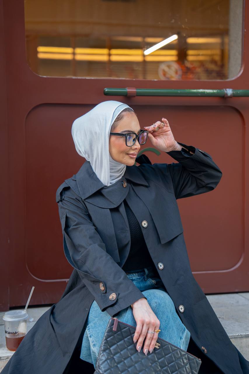 black trench coat. C:1059 Black