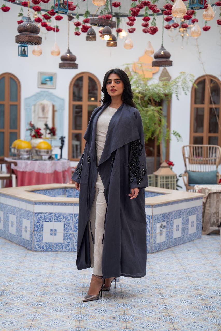 Linen abaya in gray with embroidery. C:J1084
