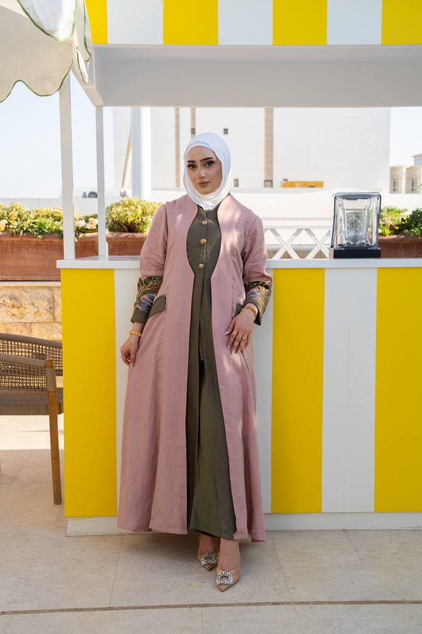 Flesh-colored linen blazer with beading and embroidery. C:1092