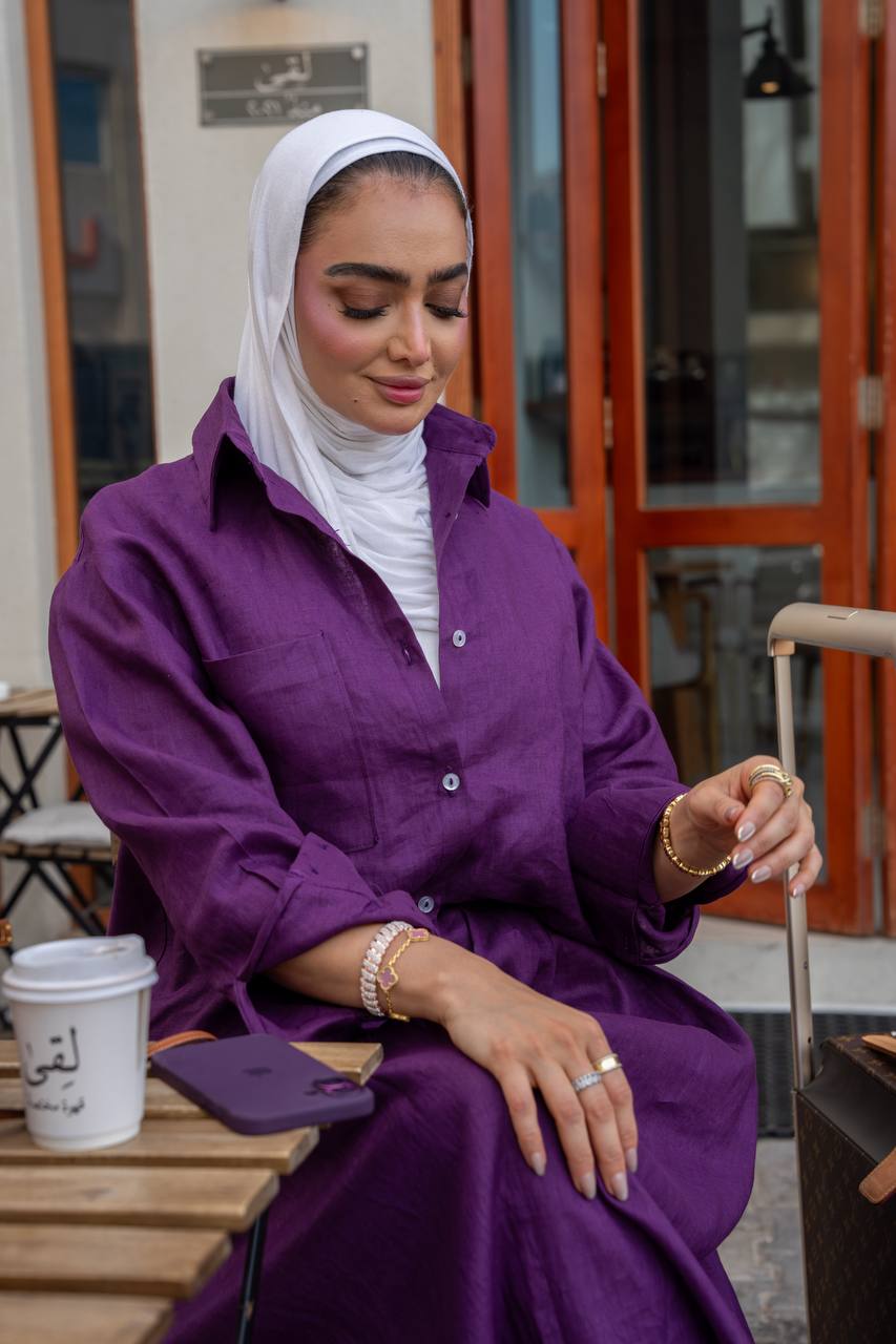 قميص مع تنورة ، لينن باللون البنفسجي . C:1099