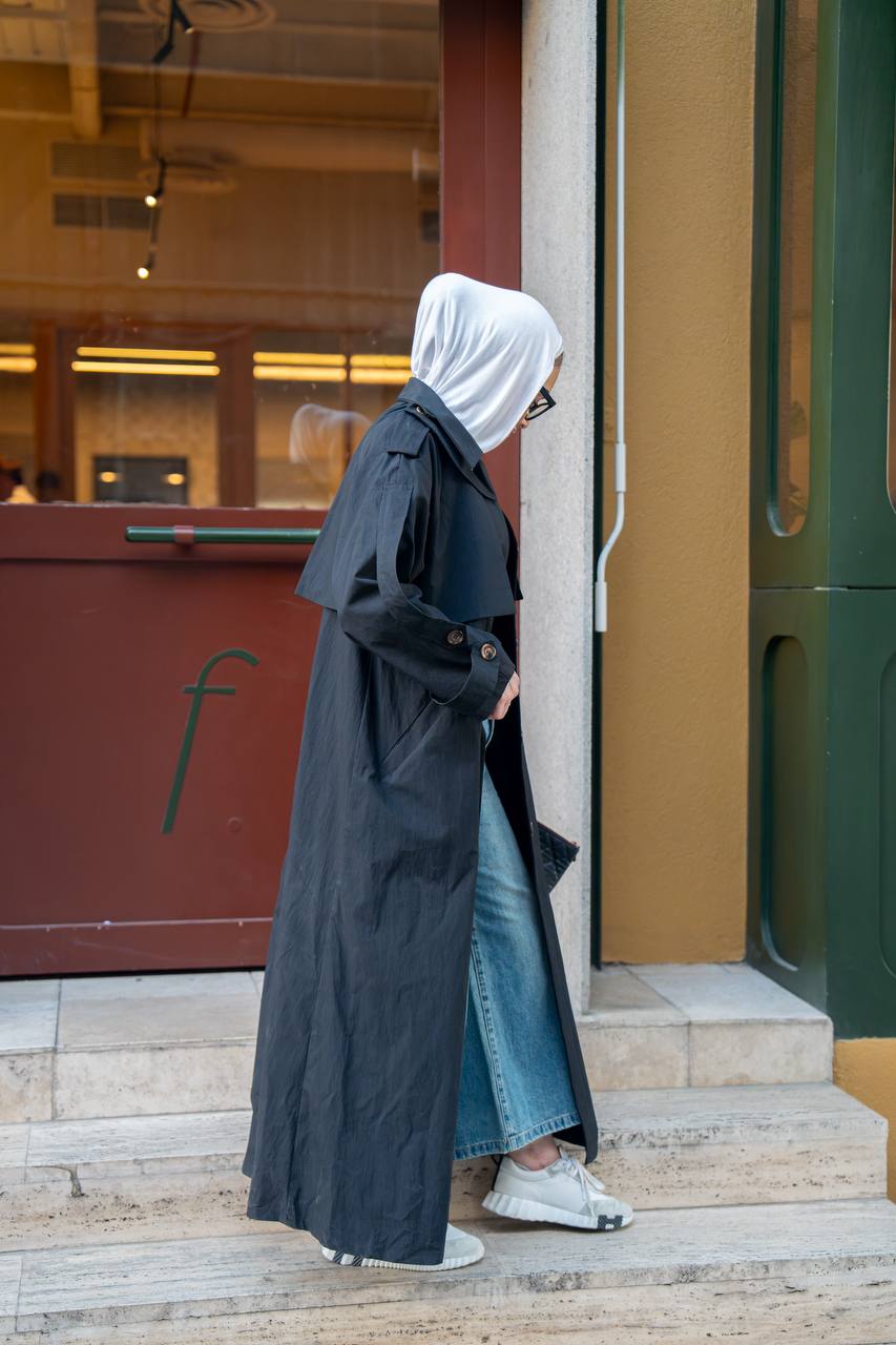 black trench coat. C:1059 Black