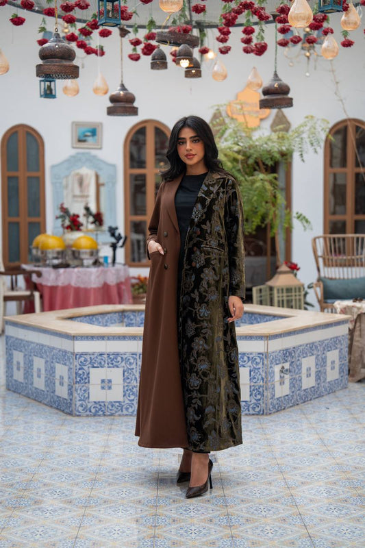 Brown velvet blazer with a floral print and crepe . C:j1085