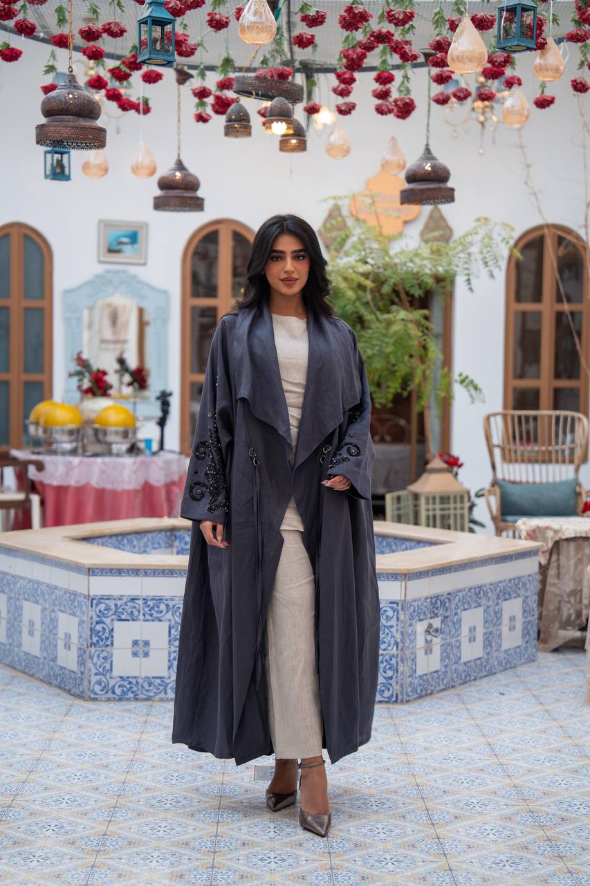 Linen abaya in gray with embroidery. C:J1084
