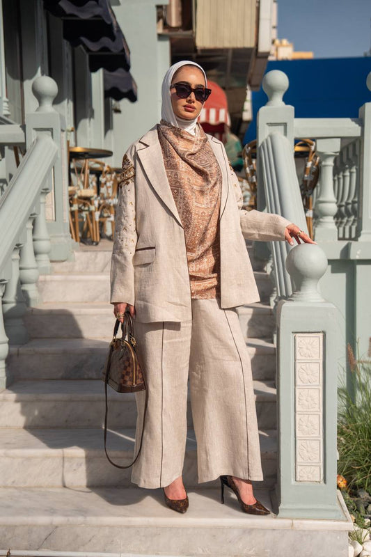 Blazer set with blouse and trousers, linen in beige.C:1088
