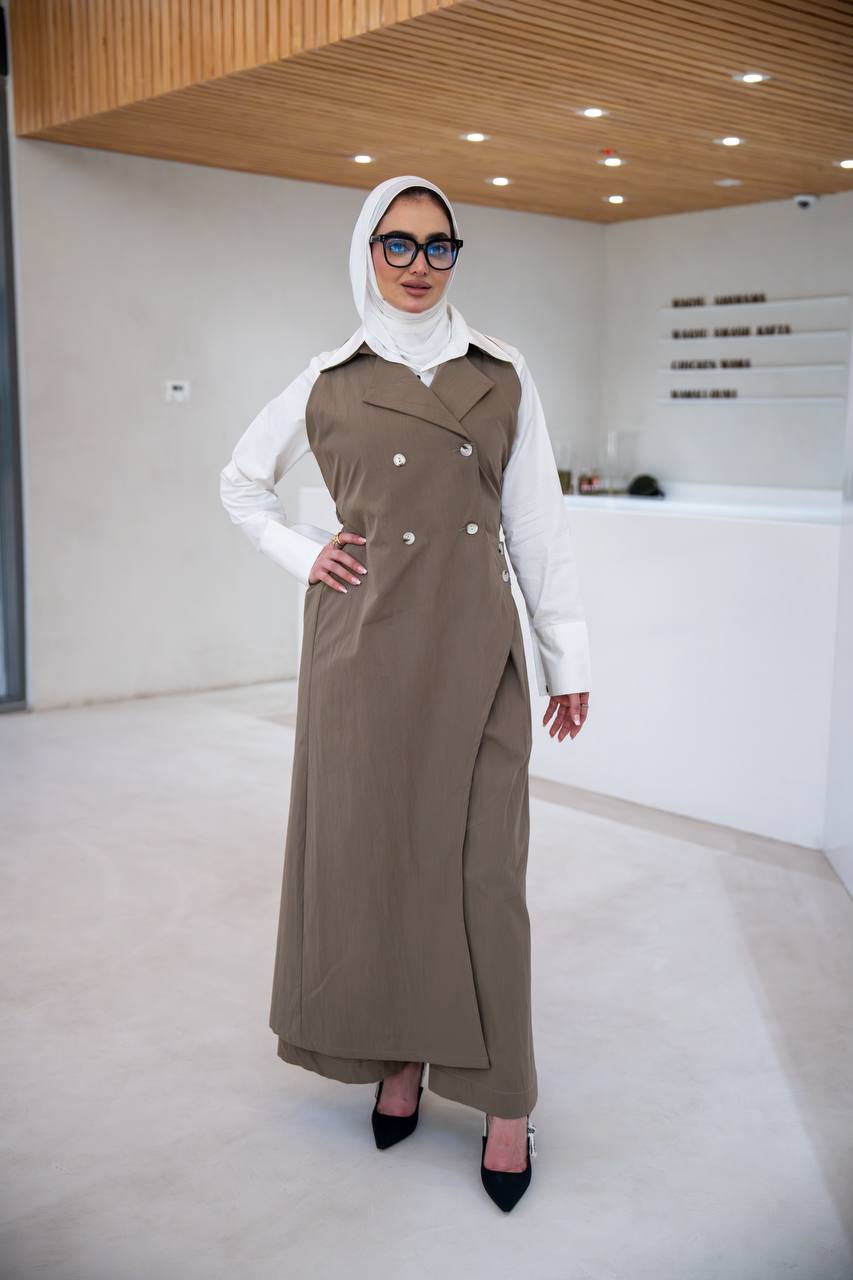Jacket, shirt and pants set. C:J1058