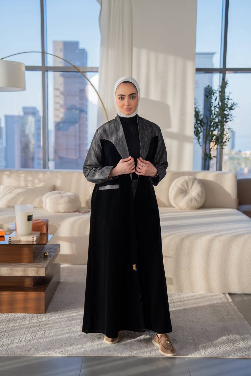 Black velvet blazer . C:1060 Black