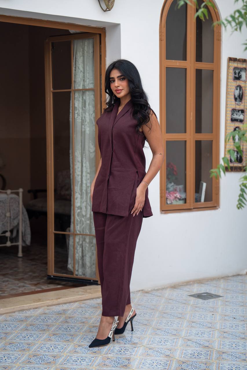 Linen blouse and pants set. C:J105