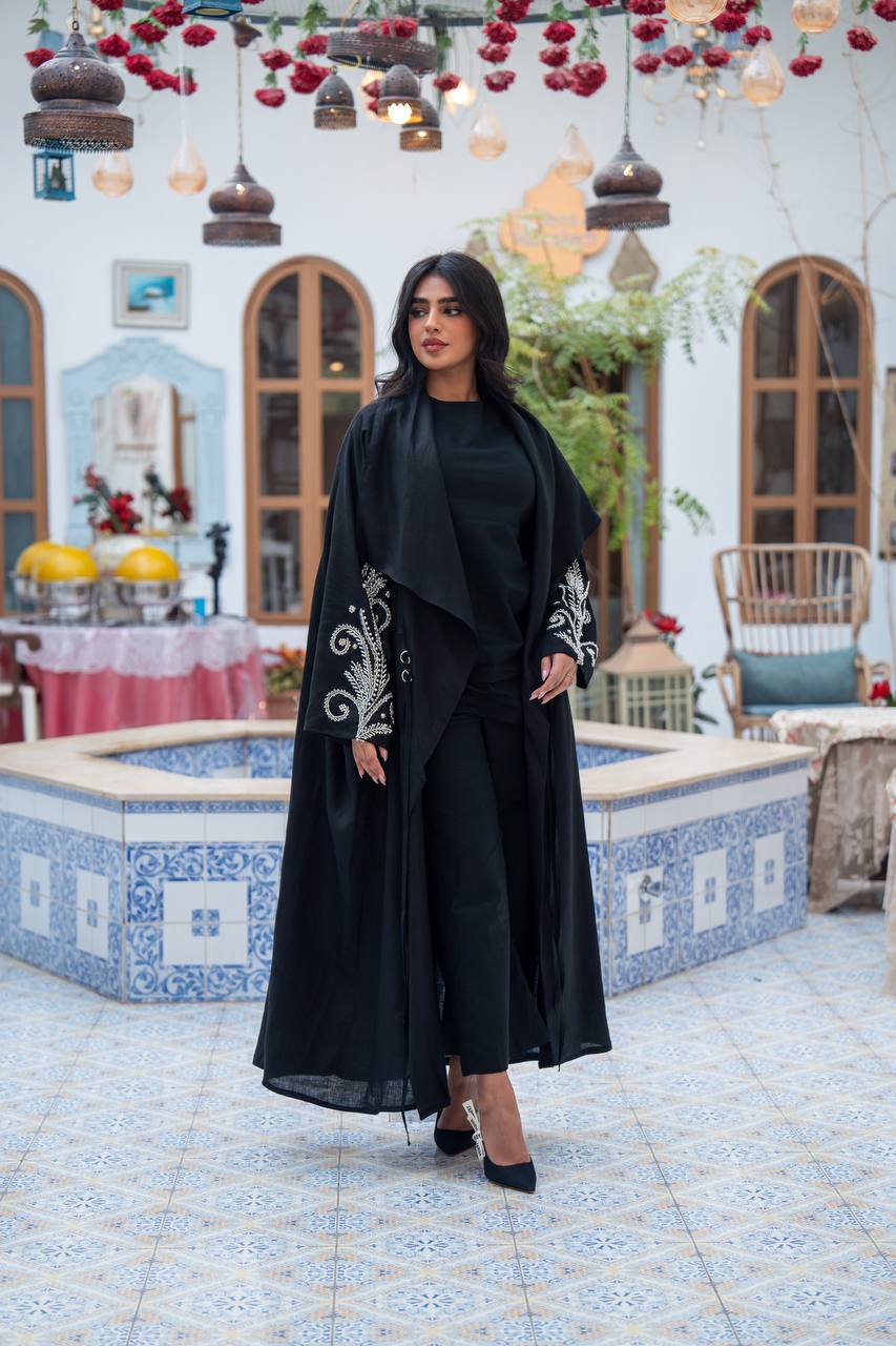 Linen abaya in black with embroidery. C:J1084