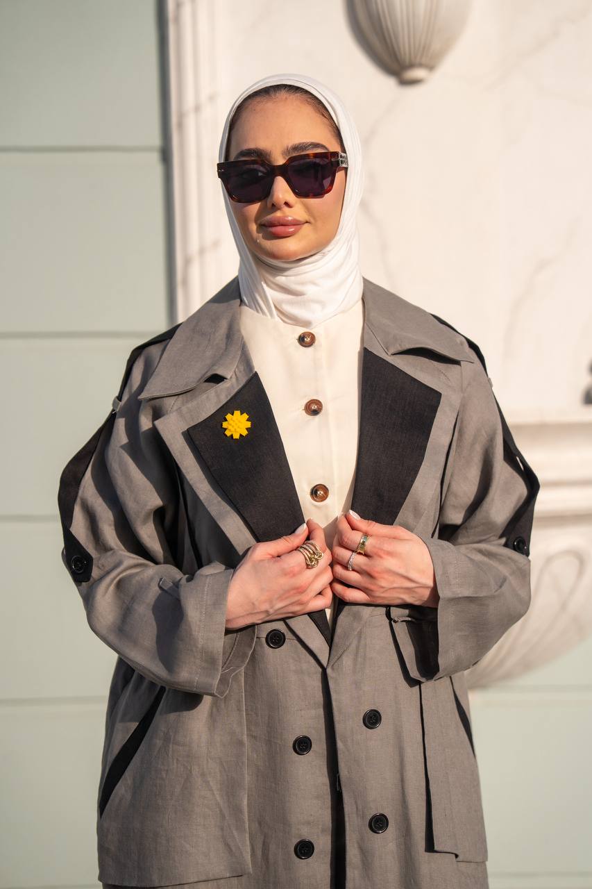 Gray trench coat linen. C:1089