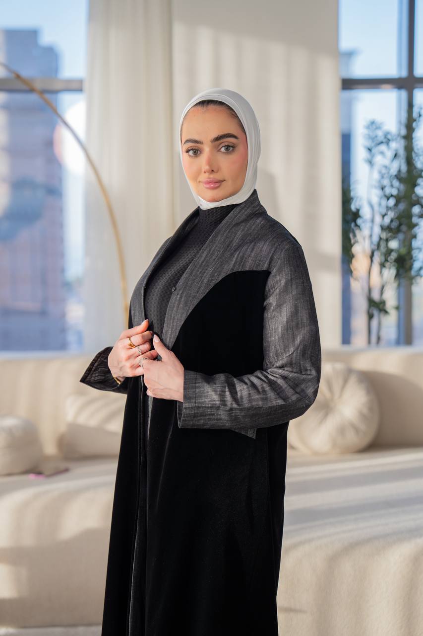 Black velvet blazer . C:1060 Black