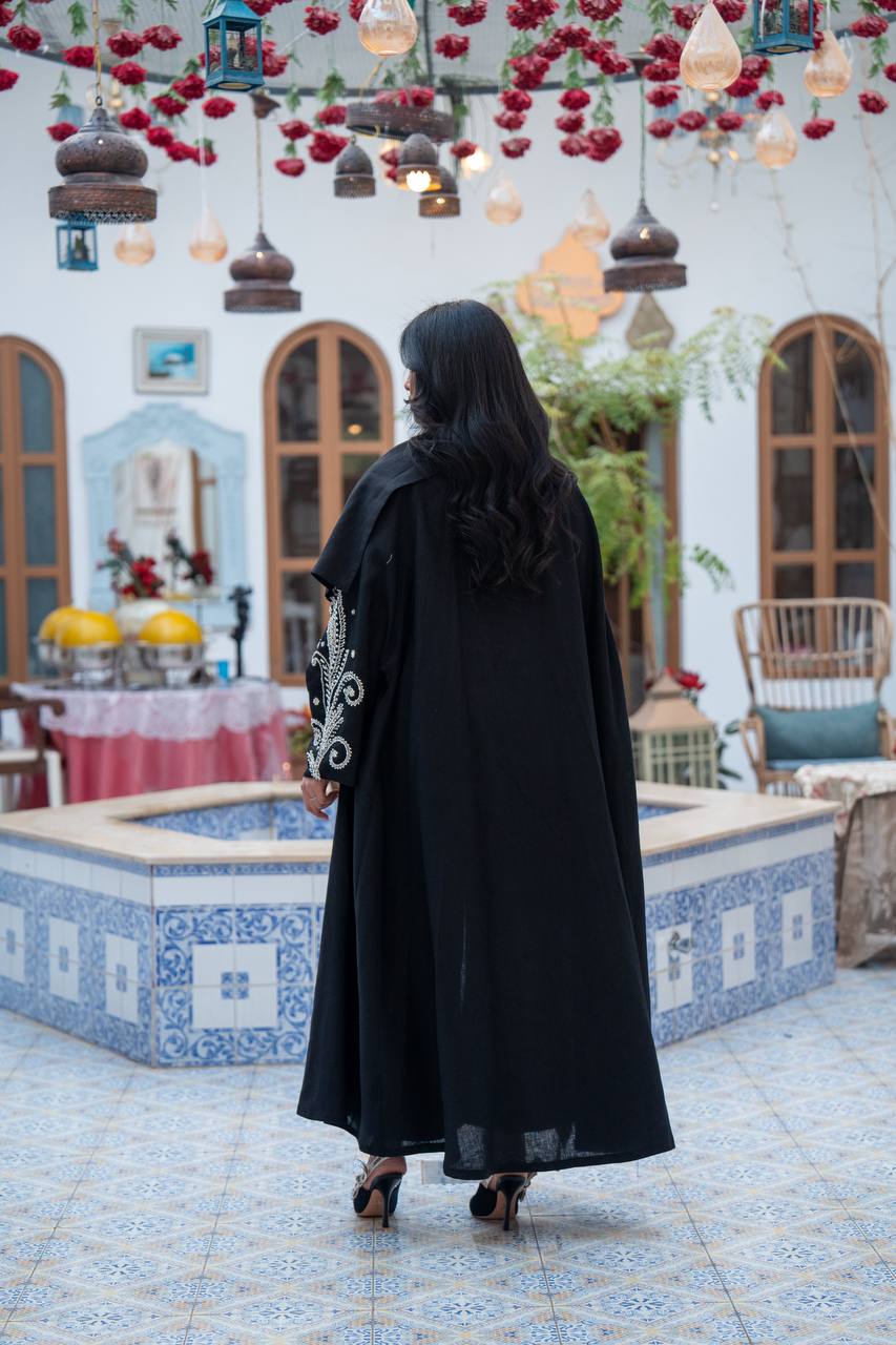 Linen abaya in black with embroidery. C:J1084