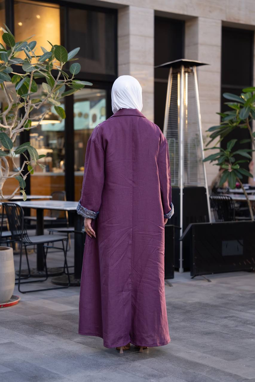 Purple linen blazer with embroidery. C:1094