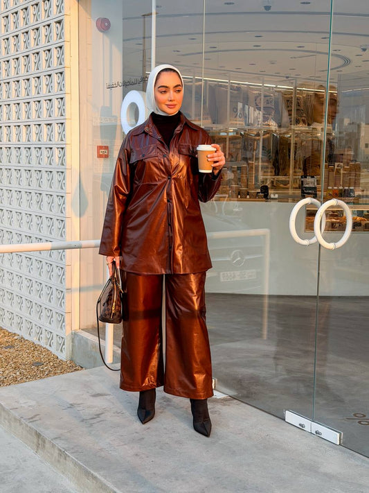 Shirt and pants set, burgundy leather.C:J1071