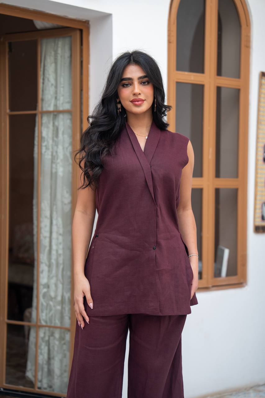 Linen blouse and pants set. C:J105