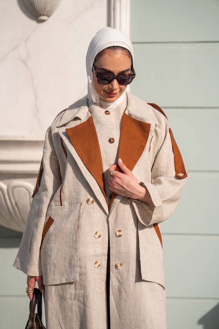 Beige linen trench coat. C:1089