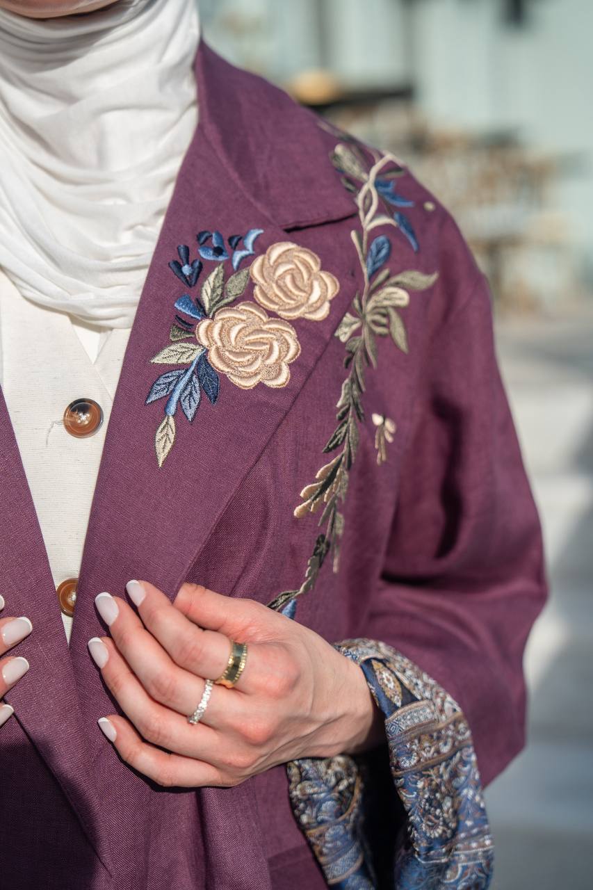 Burgundy blazer set with a white dress. C:1090