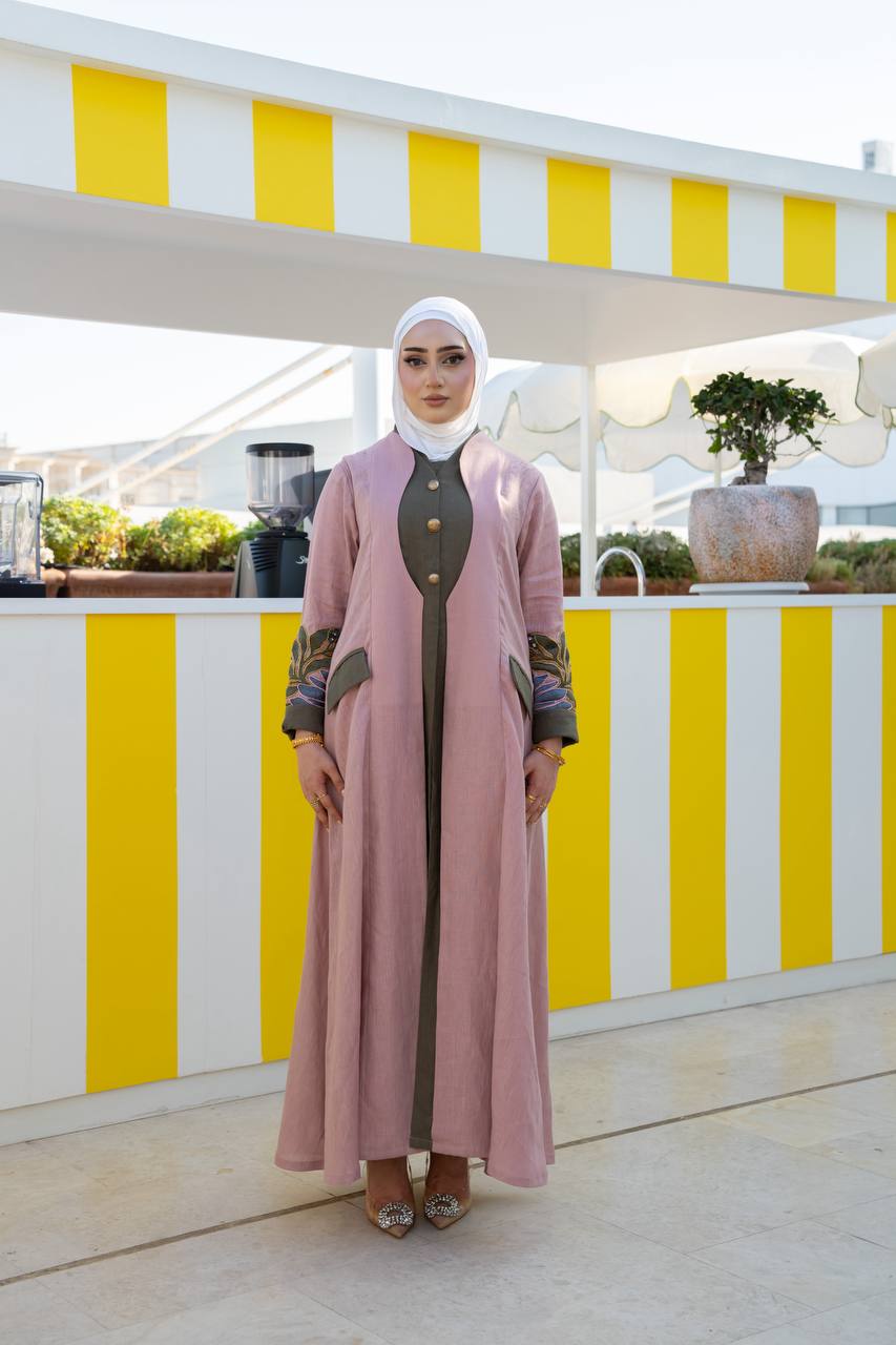 Flesh-colored linen blazer with beading and embroidery. C:1092