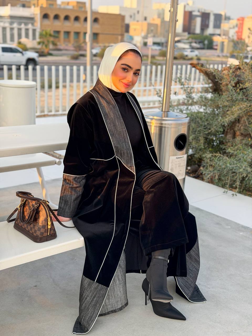 Trench coat made of velvet and denim with hand embroidery. C:J1070