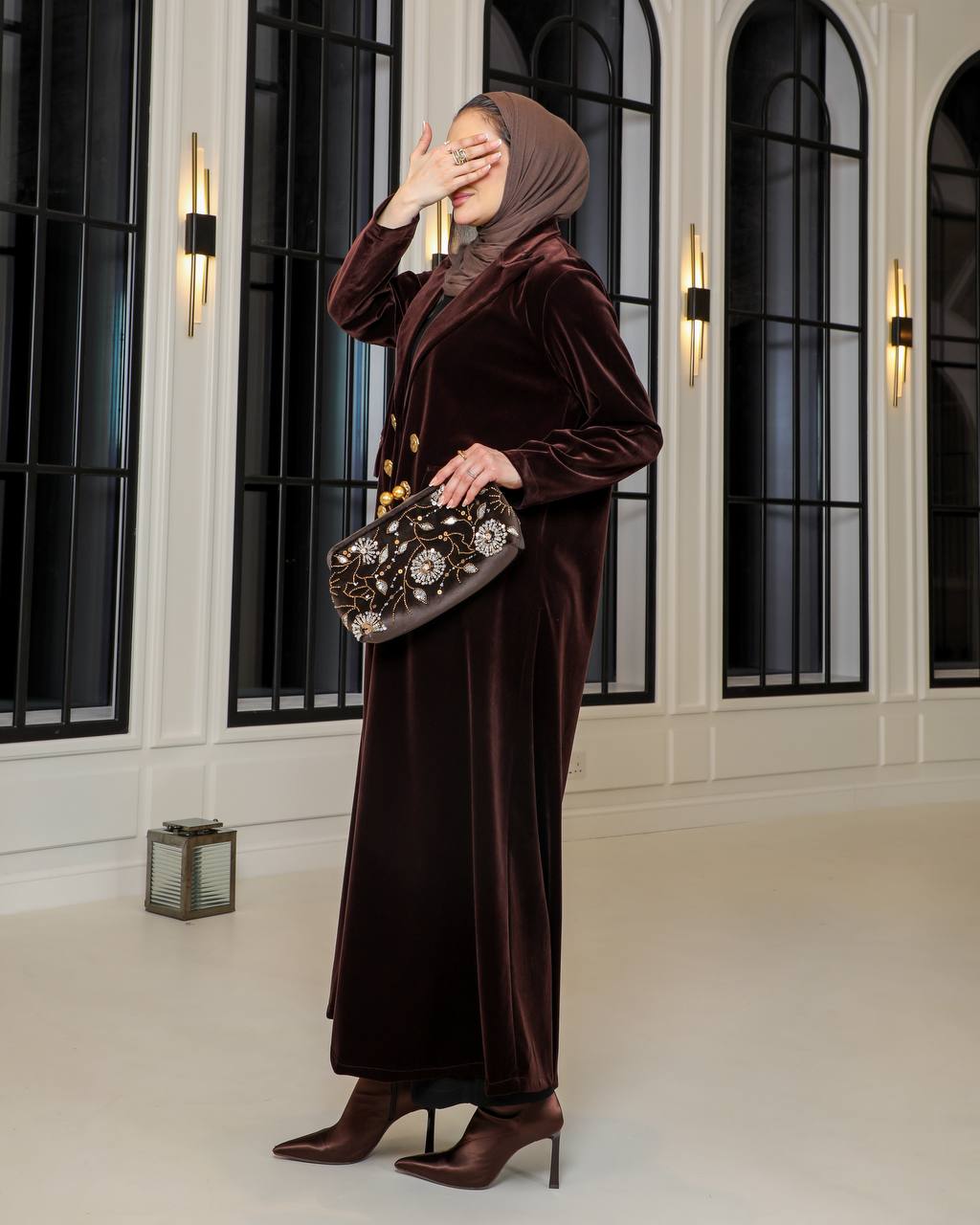 brown velvet blazer. C:J1065 Brown