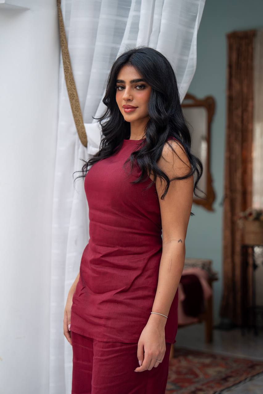 Burgundy linen blouse and trousers set. C:J102 Burgundy