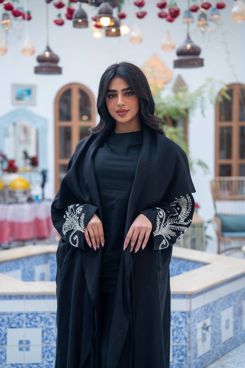 Linen abaya in black with embroidery. C:J1084