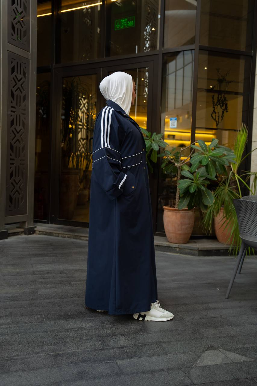 Navy blue trench coat.:1130