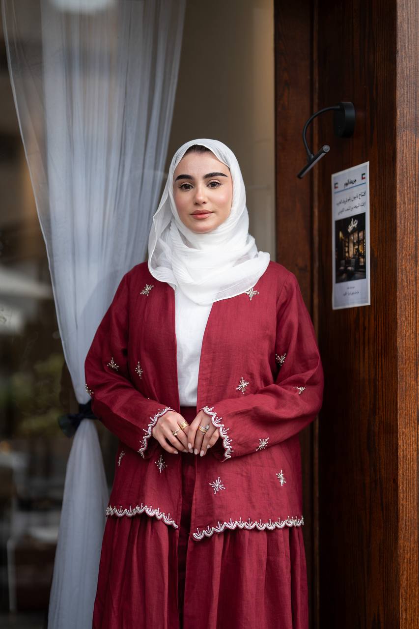 Burgundy linen trench coat, hand-stitched. C:1081