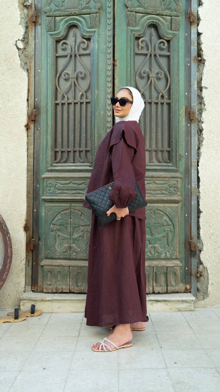 Blouse and skirt set, linen in brown. C:1101